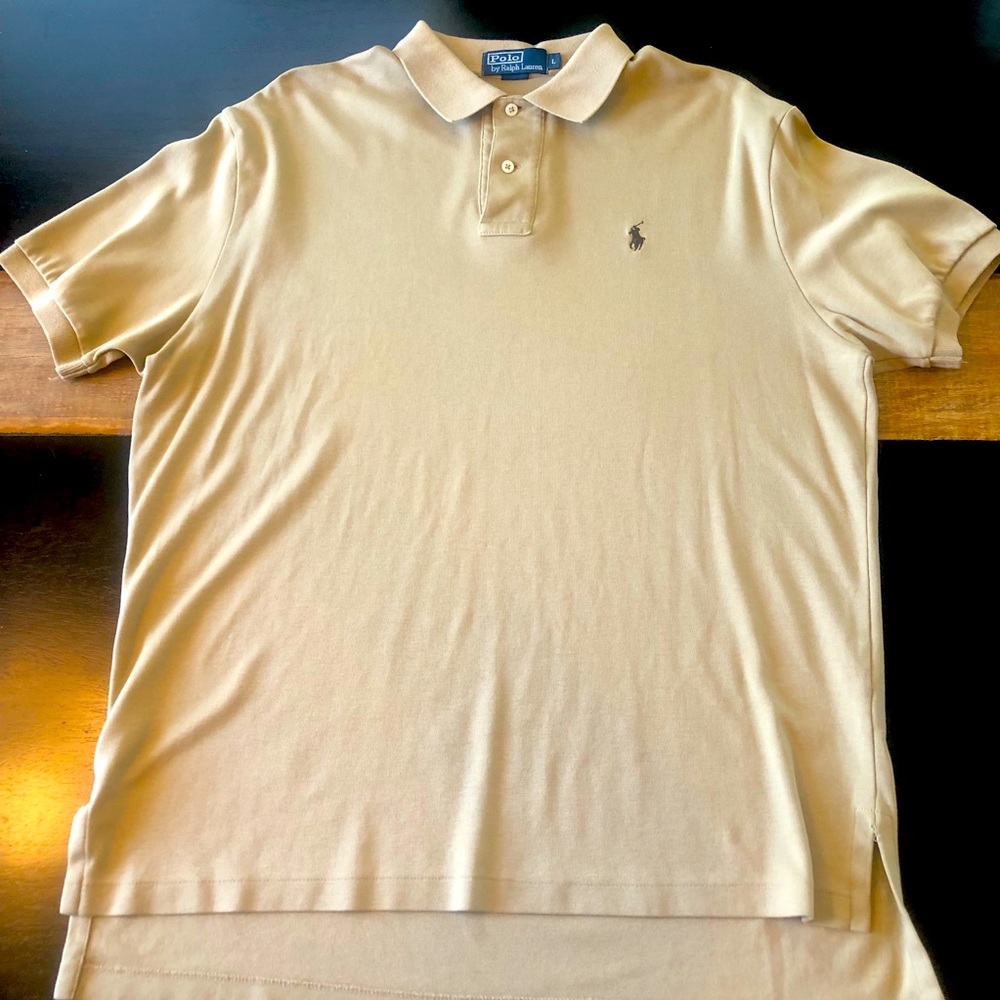 This polo shirt is crafted from 100% Pima cotton and features embroidered pony.